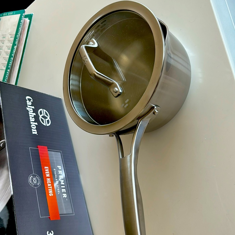 Stainless steel pan